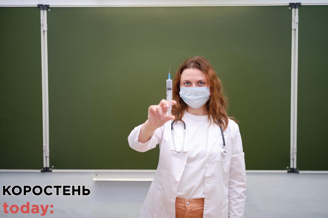 У Житомирській області навчальні заклади зможуть працювати під час карантину за умови більшості вакцинованих викладачів