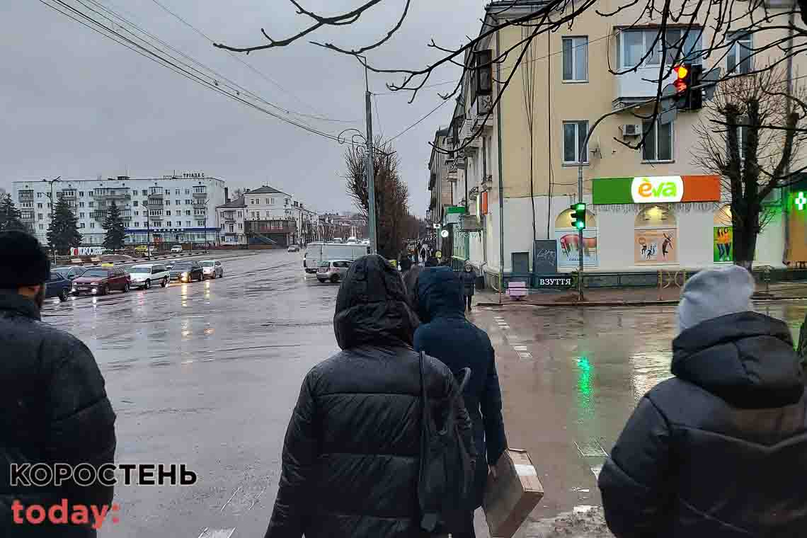 На вихідних у Коростені синоптики прогнозують дрібний дощ та сильний вітер