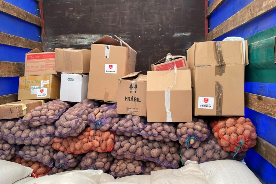 У Коростенській РВА певні категорії людей можуть отримати картоплю, дитячі суміші та памперси