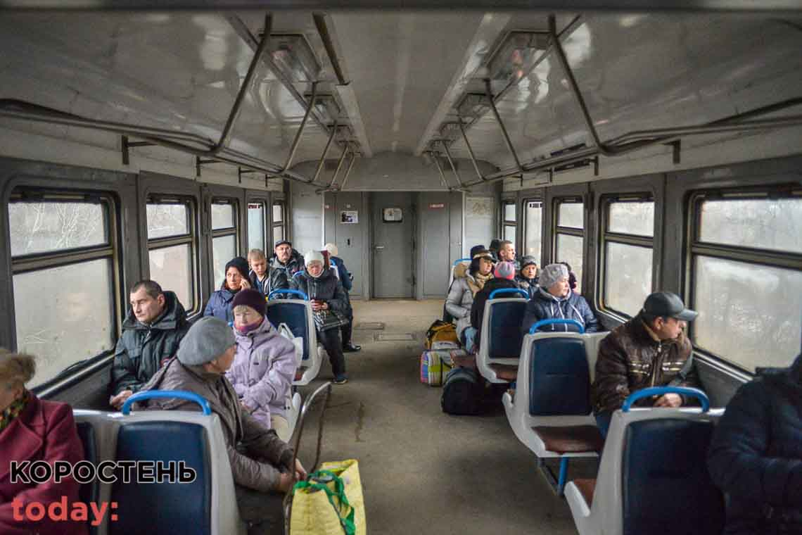 Укрзалізниця відновлює рух приміського потягу Київ-Коростень