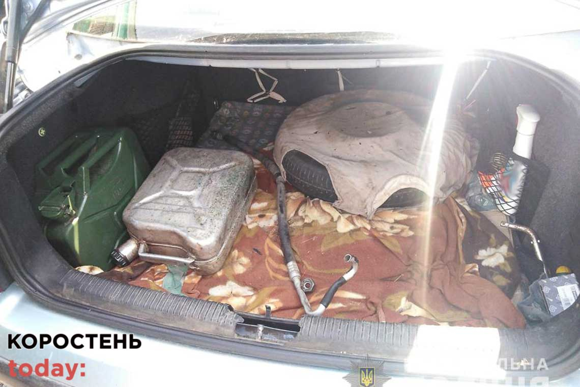 У Коростені розшуківці затримали Volkswagen: пасажир перевозив крадені речі з Малина (ФОТО)
