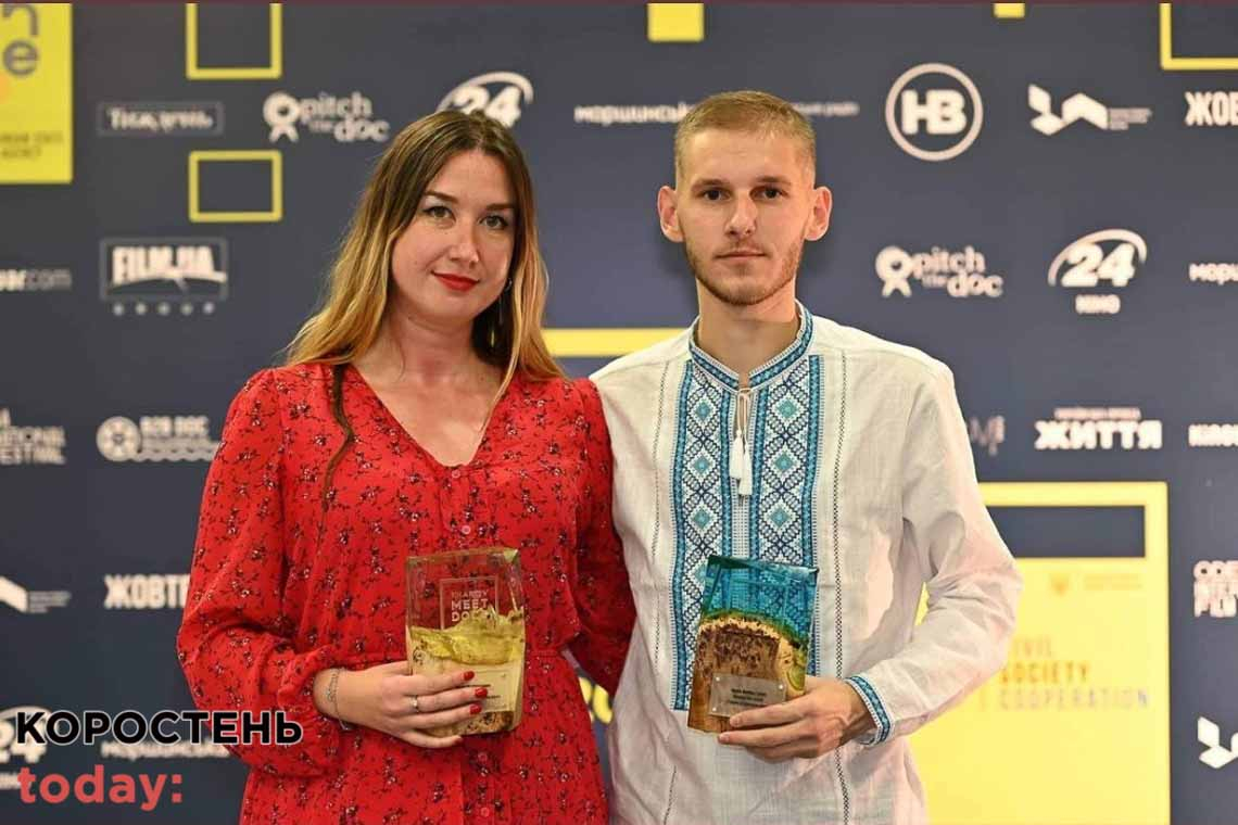 Захисник Маріуполя Дмитро Козацький з Малина отримав премію від фестивалю Kharkiv MeetDocs