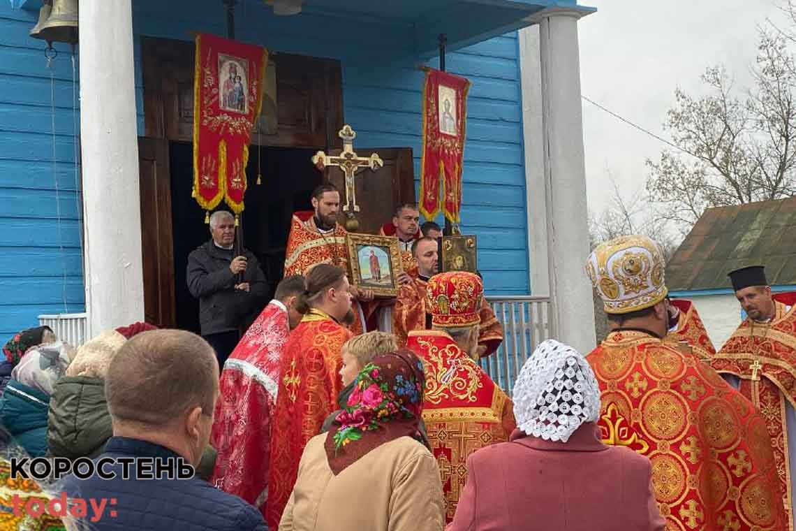 В одному з сіл Малинської громади "московська" парафія перейшла до ПЦУ ▶️ВІДЕО