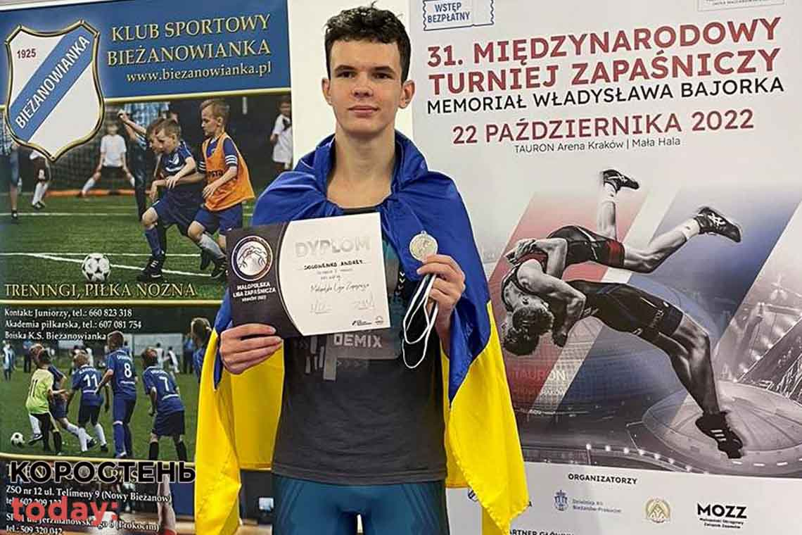 У Кракові на турнірі з греко-римської боротьби спортсмен з Коростеня виборов срібну медаль