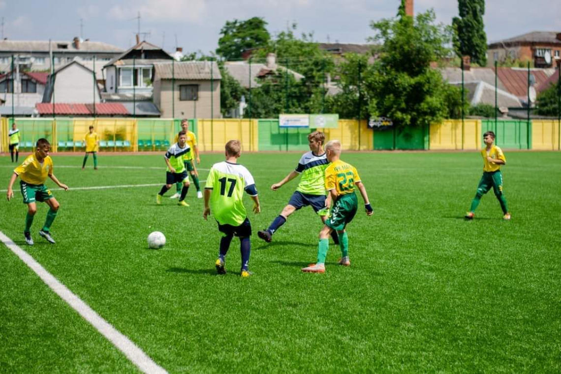 ФК «Мал» Коростень оголошує додатковий набір дітей для занять футболом