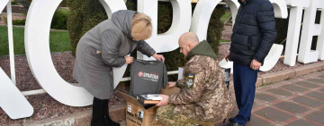 У Коростені відбулась передача благодійної допомоги від чехів військовим ППО