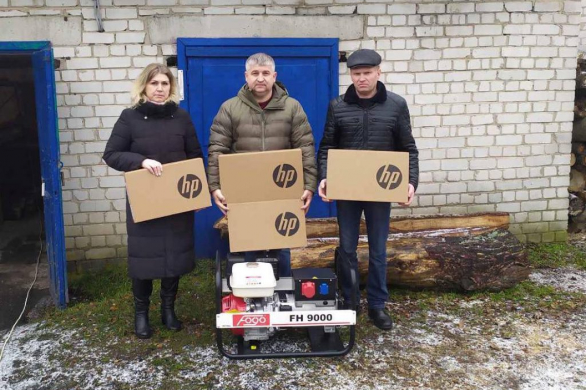 Навчальні заклади Олевської громади ще отримали ноутбуки та генератори