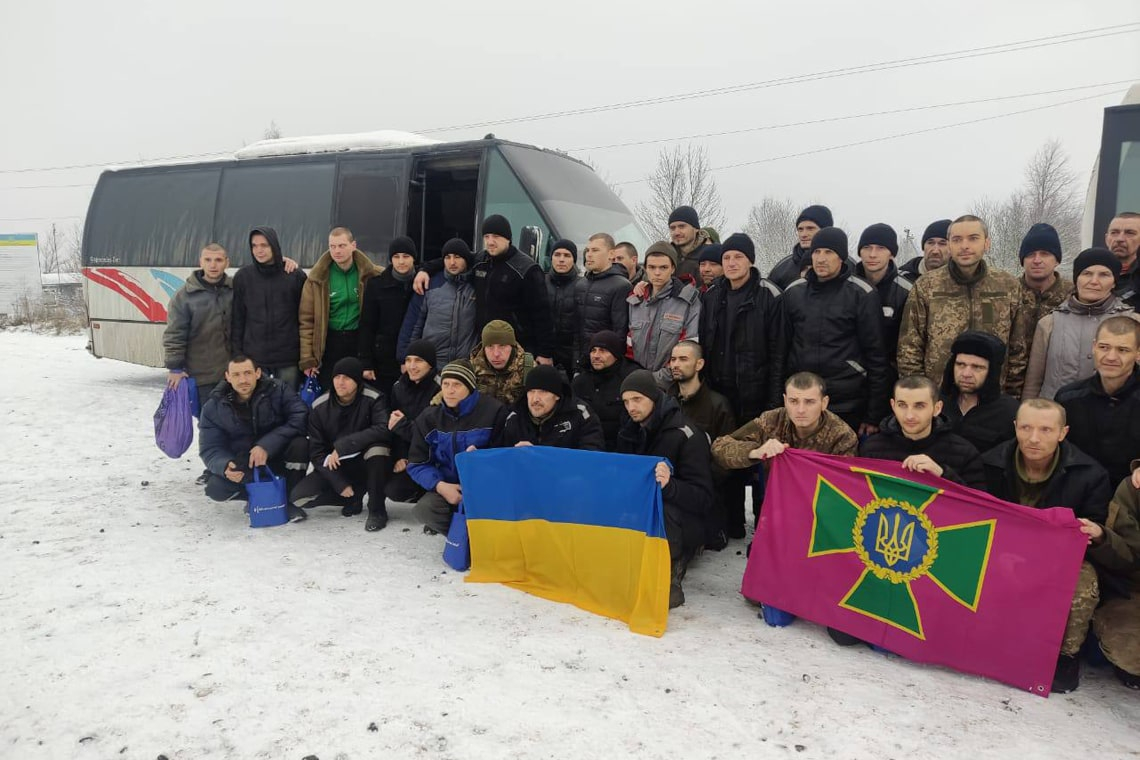 Україна повернула з полону 116 захисників, зокрема оборонців Маріуполя, партизанів Херсона та снайперів