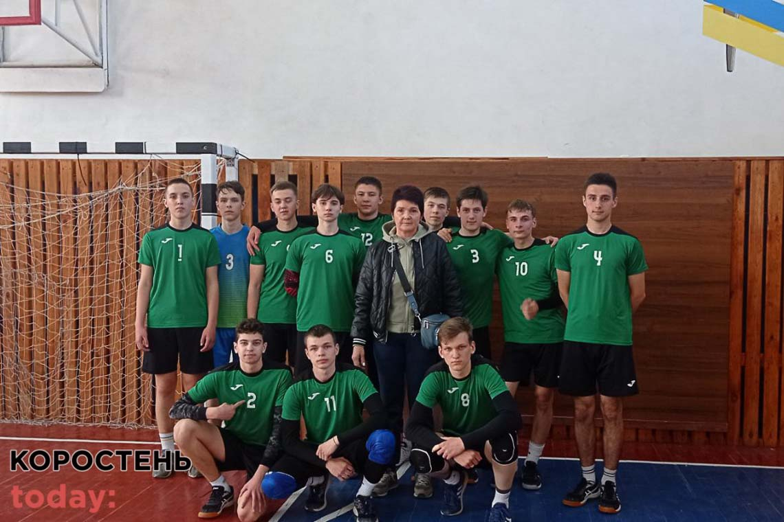 Коростенські волейболісти - срібні призери чемпіонату області з волейболу