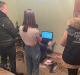 У Житомирі жінка отримала умовний термін за організацію порностудії в орендованій квартирі