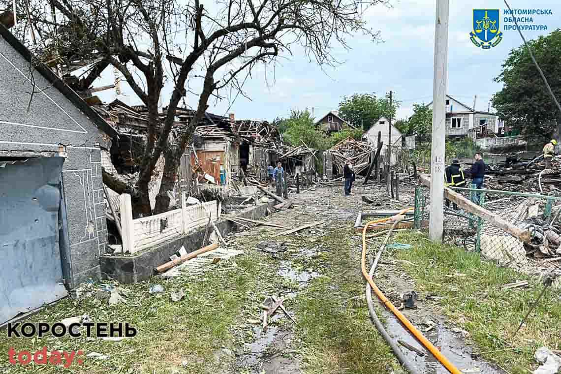 Прокуратура розпочала кримінальне провадження за фактом ракетного удару по житловому масиву на Житомирщині