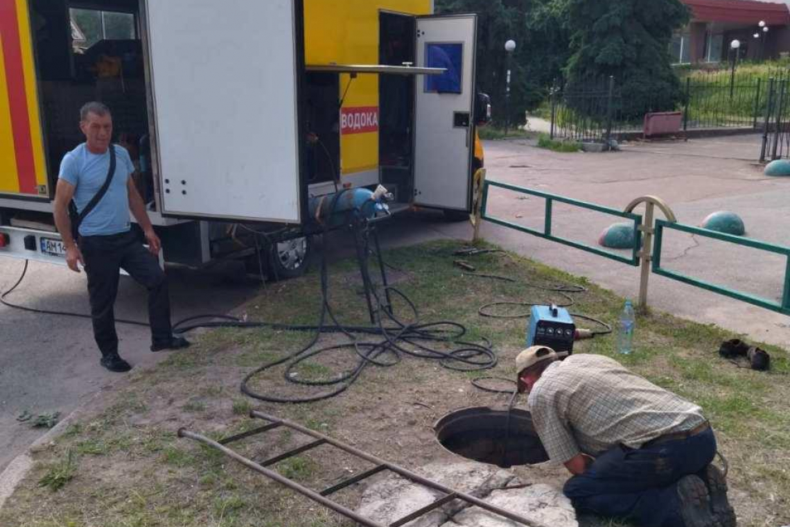 У коростенському водоканалі розповіли, які роботи виконали під час зупинки водопостачання у місті