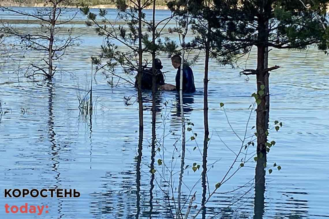 З Дружбівського кар'єру, що на Олевщині, рятувальники дістали тіло чоловіка