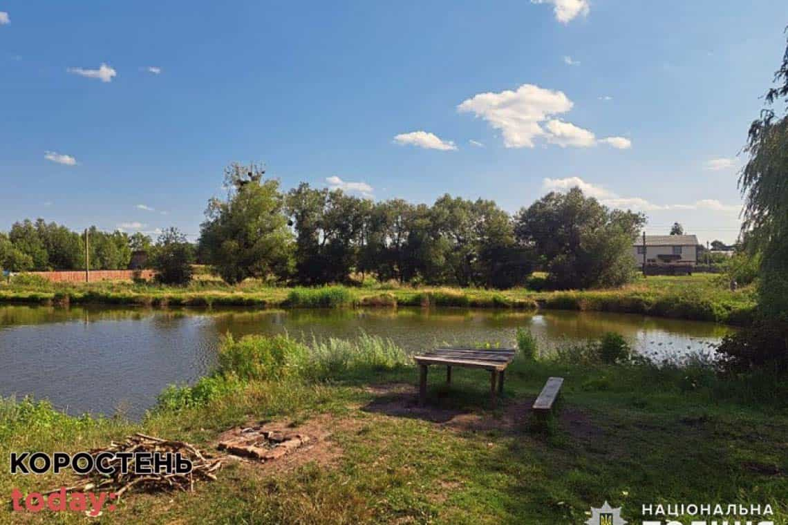 У водоймі на Житомирщині мати виявили тіло маленької доньки