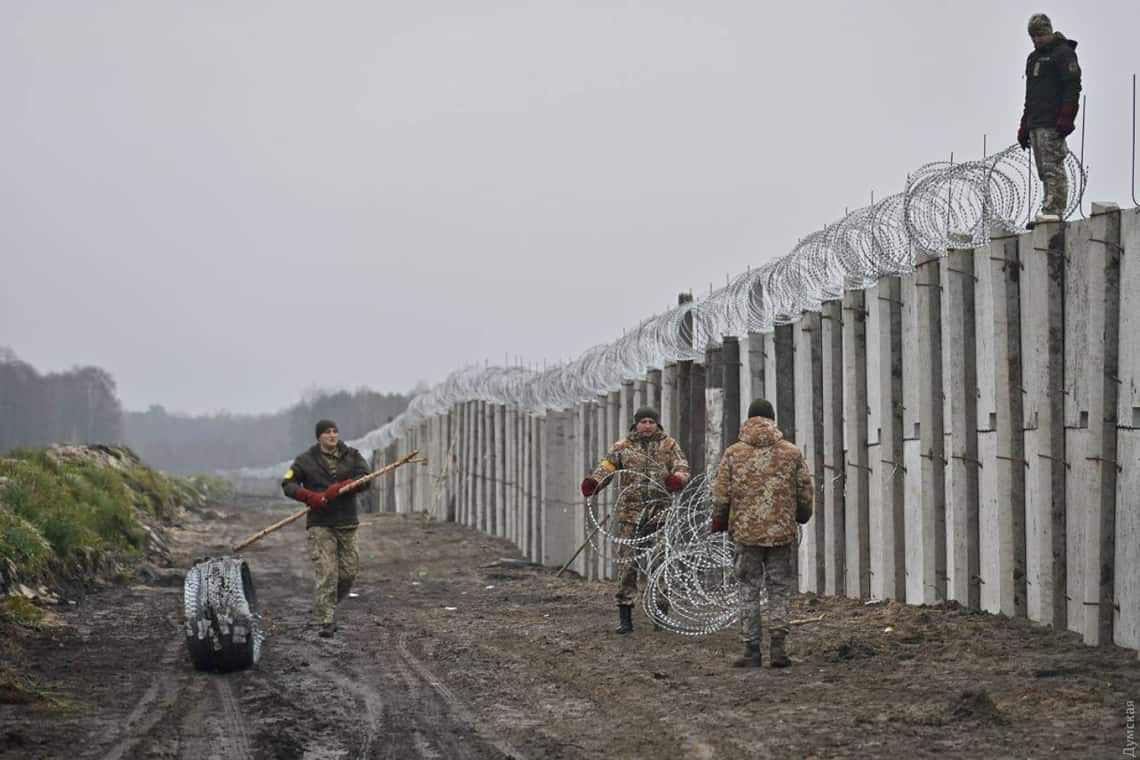 Україна продовжує укріплювати й мінувати кордон з Білоруссю