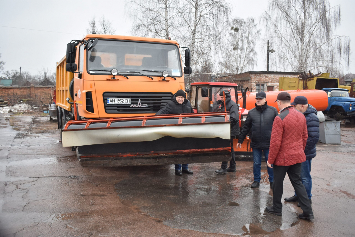 Мер Коростеня знову вирішив подивитися техніку КВГП