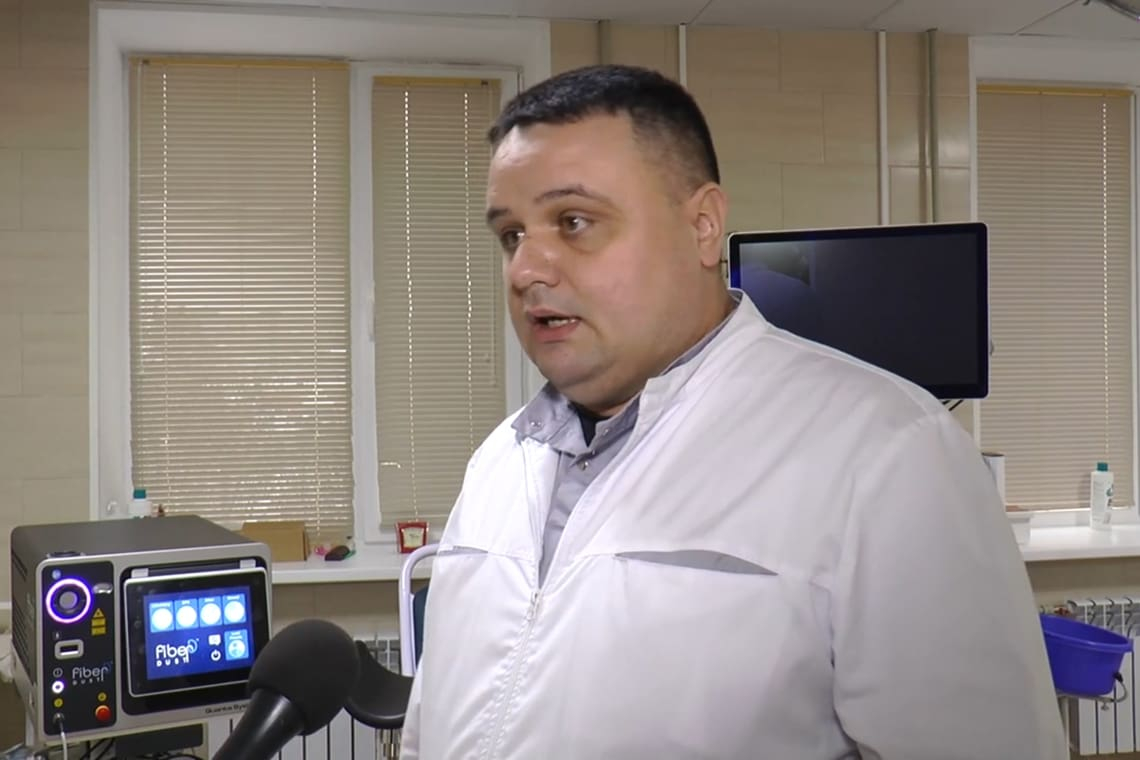 В урологічному відділенні Коростенської лікарні з'явилося нове обладнання: подібне є лише у двох містах України