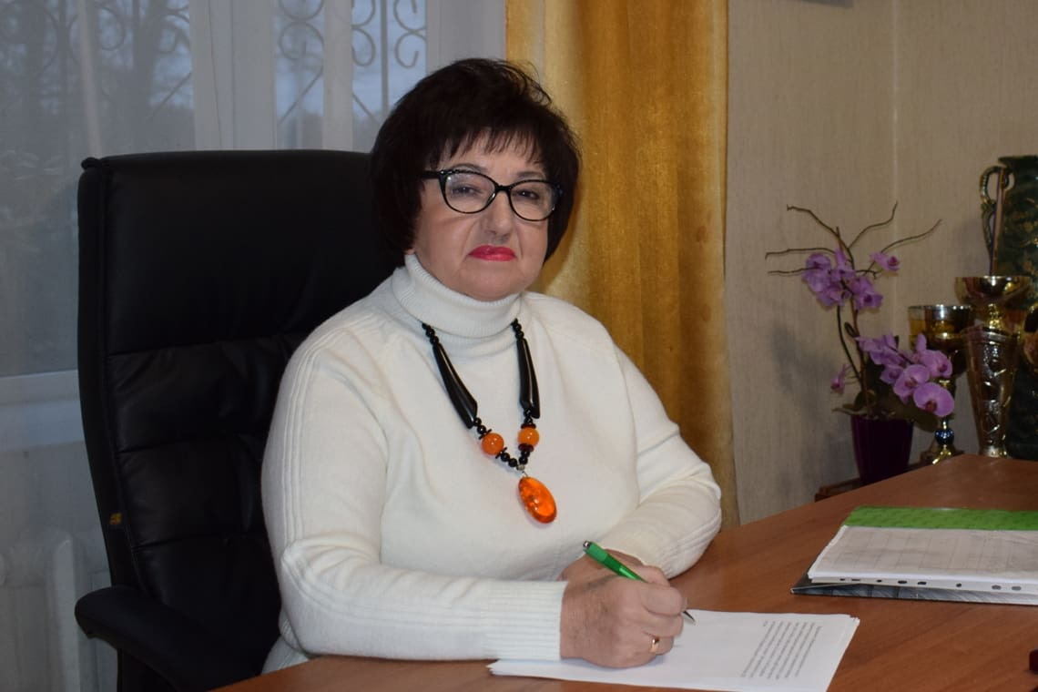 Більше ніж 600 тис. грн зарплати та пенсія - декларація голови Ушомирської сільради Людмили Малої