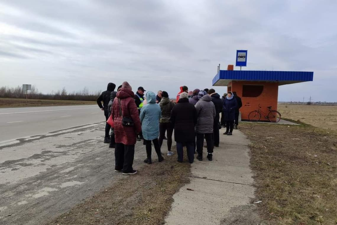Жителі одного з сіл Коростенщини через "чорнобильські виплати" збирались перекривати міжнародну трасу