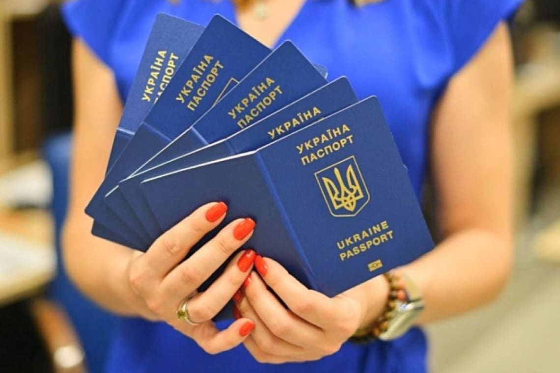 У міграційній службі розповіли, чи є зараз на Житомирщині попит на оформлення закордонних паспортів 