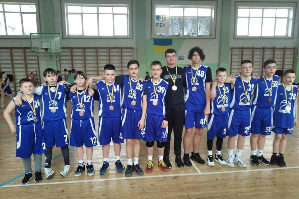 Коростенські баскетболісти посіли третє місце на чемпіонаті області