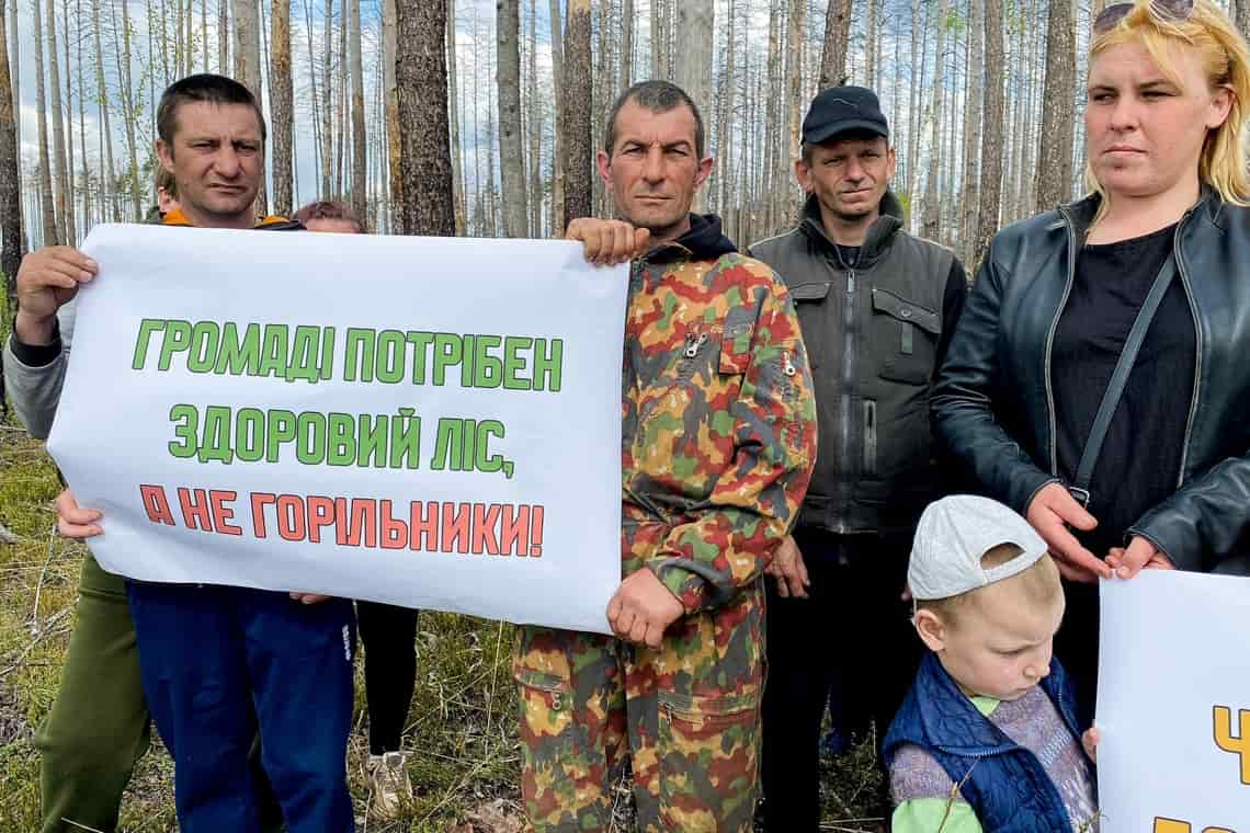 Жителі Овруцької громади разом з екологами вийшли на мітинг