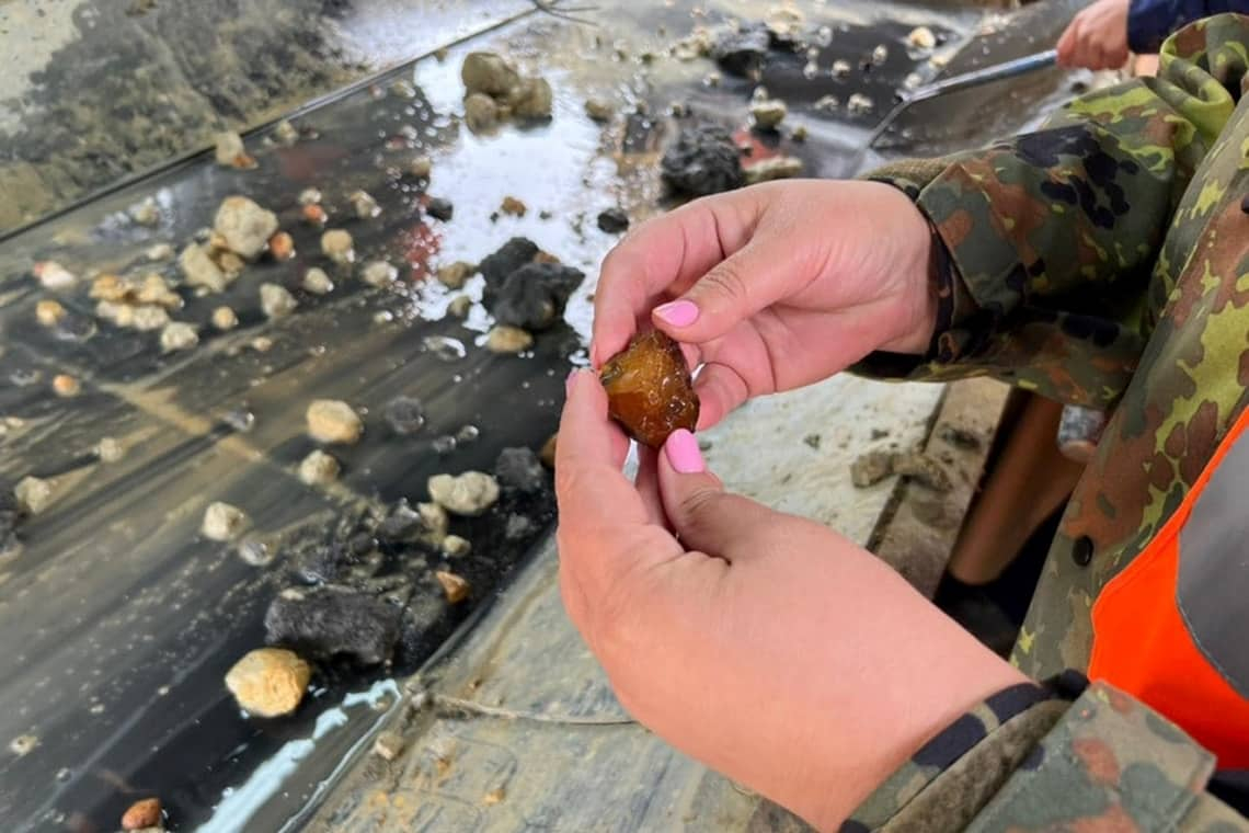 За два роки на Житомирщині не видали жодного спецдозволу на видобуток бурштину