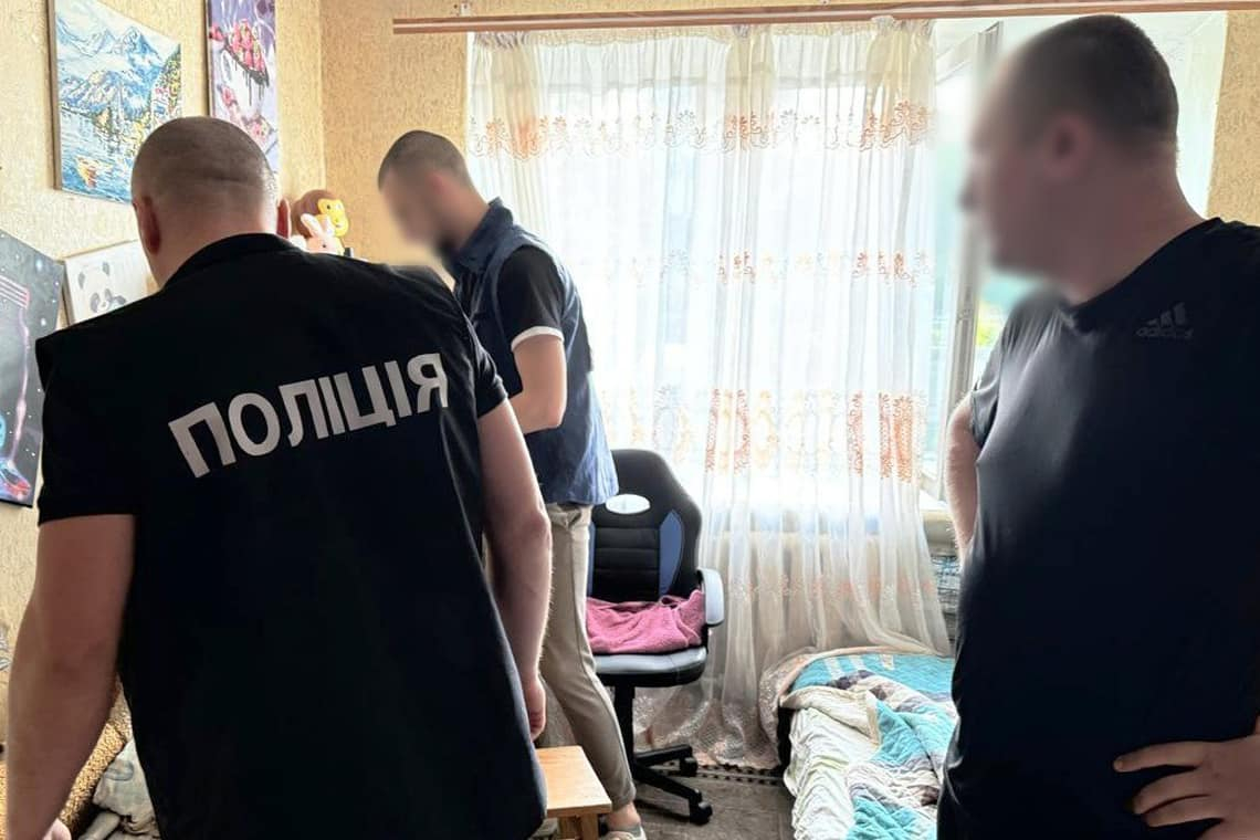 На Житомирщині оголосили про підозру чоловіку, який наживався на допомозі пораненим військовим