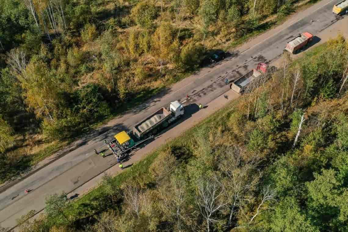 Підрядники та працівники САД заволоділи понад 121 млн грн на ремонтах доріг у Житомирській та Київській областях
