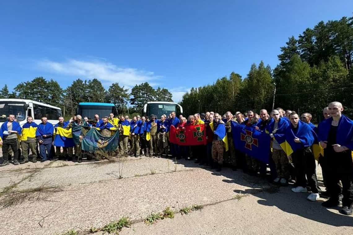 У День Незалежності з полону звільнені захисники з Житомирської області: є один і з Овруччини