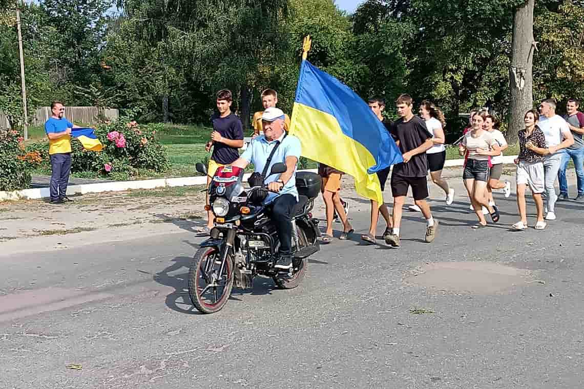 У Чоповичах селищний голова долучився до забігу "Шаную воїнів, біжу за Героїв України" (ФОТО)