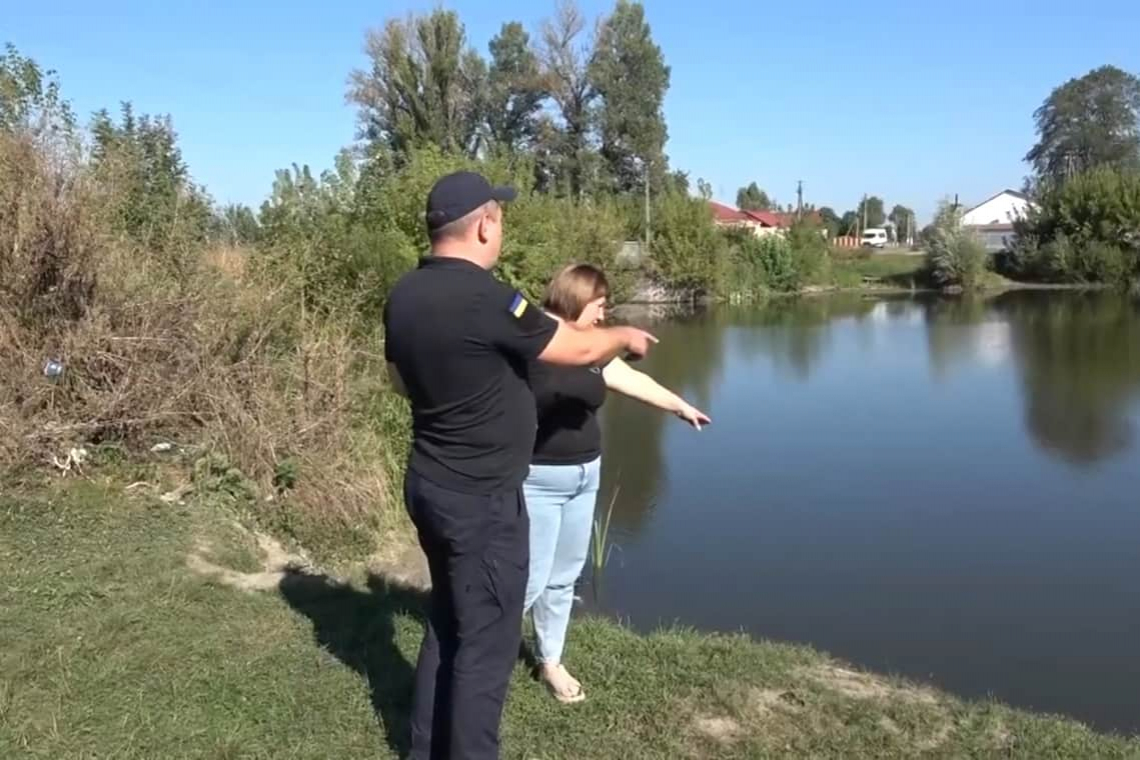 Очевидці розповіли про порятунок двох діток зі ставка у Житомирській області