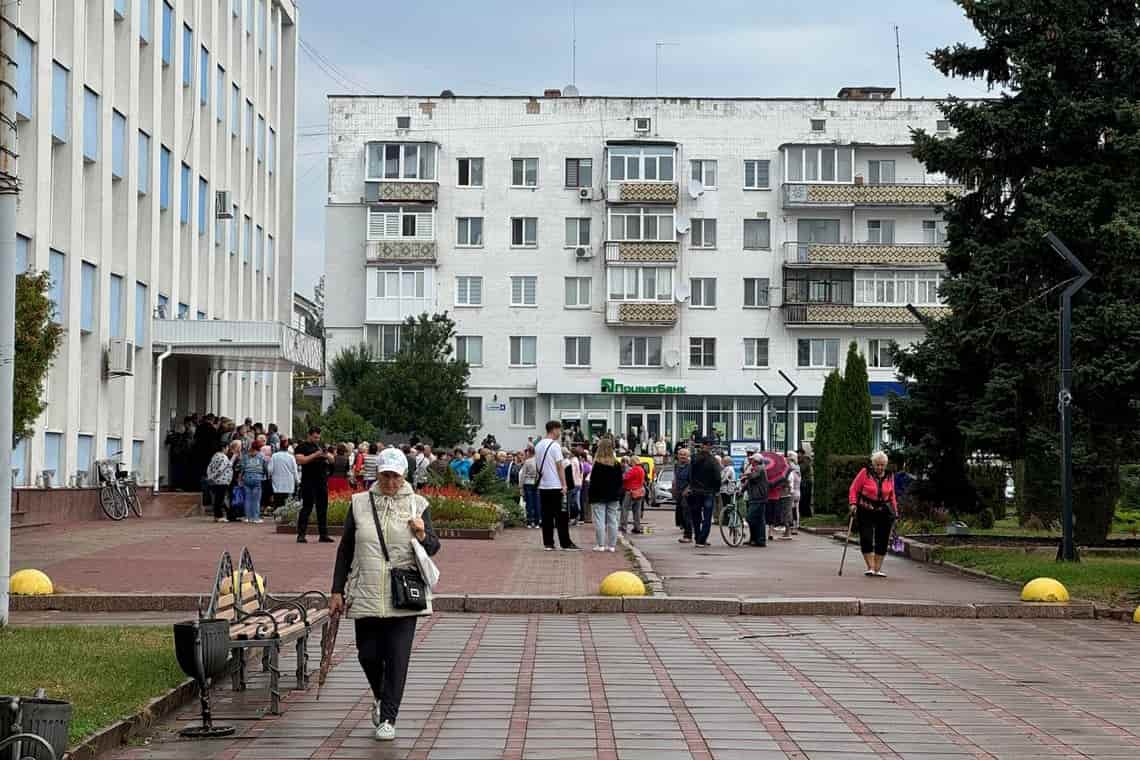 На мітинг у Коростені знову зібрались пенсіонери-чорнобильці