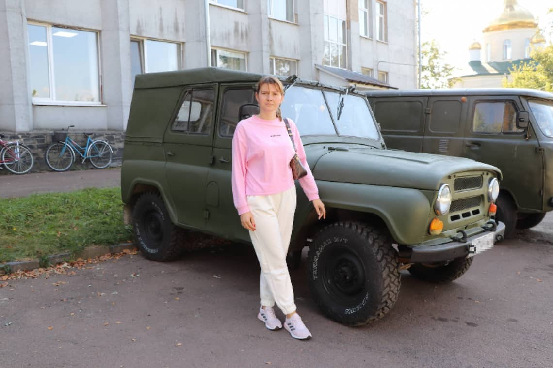 В Олевську працівниці місцевих б'юті салонів створили спільному та підтримують військових