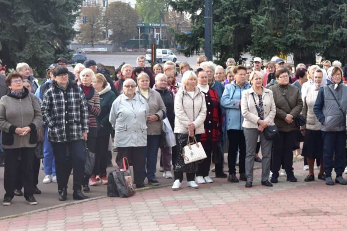 Про що говори пенсіонери-чорнобильці під час мітингу в Коростені