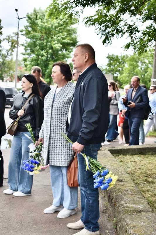 poklkvitu200625 2