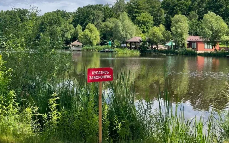 У Коростені заборонили купатися на території міського пляжу