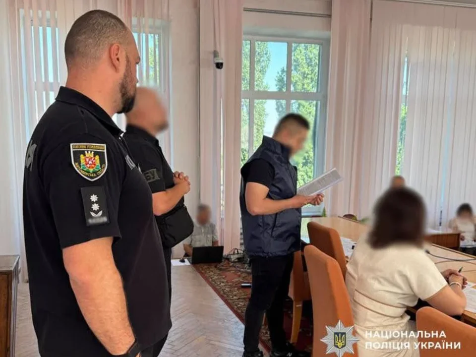 Збитки понад 690 тис. грн: посадовицю з Житомирщини підозрюють у зловживанні службовим становищем під час будівництва