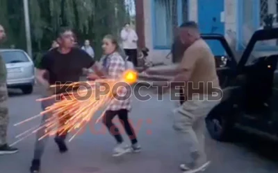 Бійка та постріли в селищі на Овруччині – свідки та поліція розповіли подробиці події