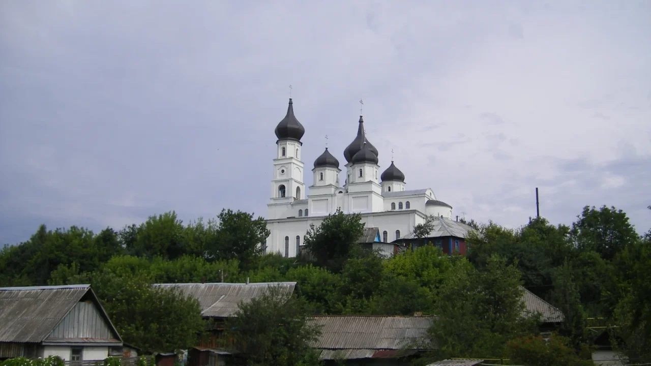 В Овруцькій громаді переселенцям надаватимуть будинки у селах: хто може отримати житло