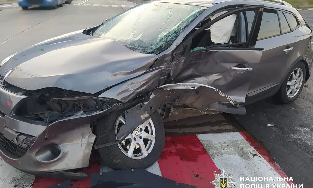 У ДТП біля Коростеня травмувалися п’ятеро людей, серед них однорічний хлопчик: поліція повідомила подробиці