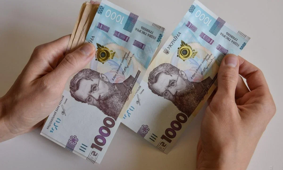Хто на Житомирщині отримує від Пенсійного фонду виплати понад 100 тис. грн