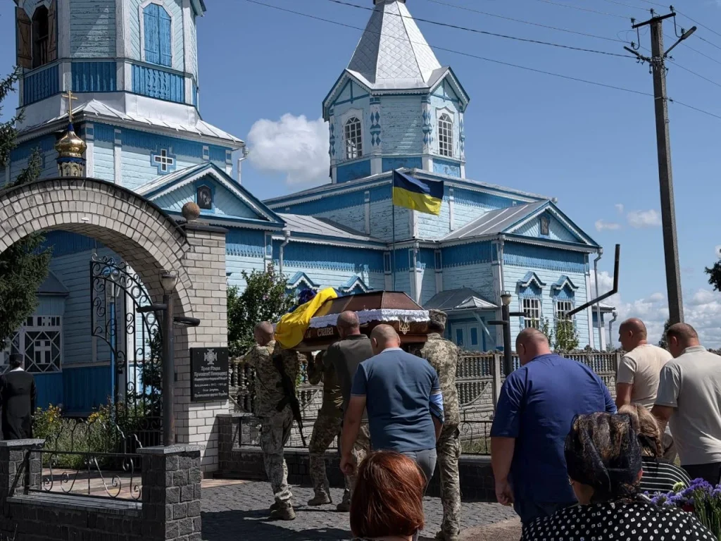Після двох років пошуків додому навіки повернувся військовий Олександр Яворенко з Коростенського району
