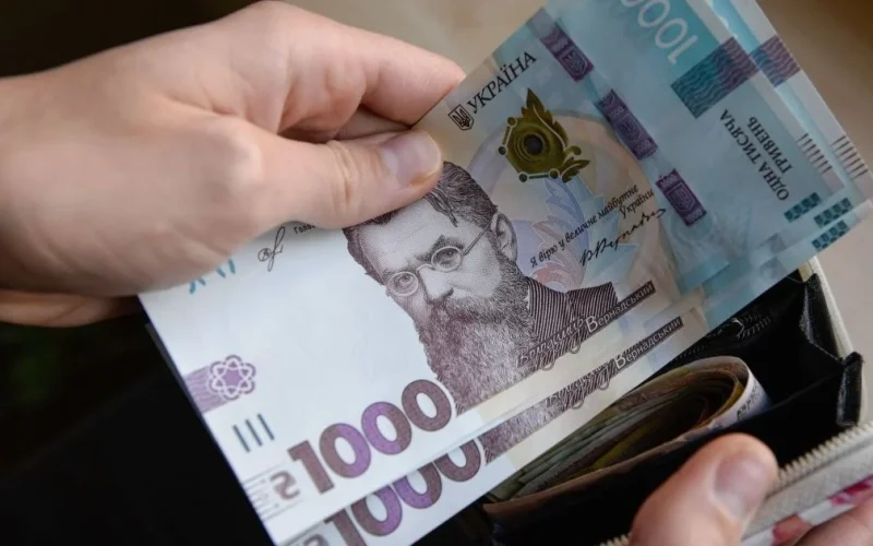 На Житомирщині зарплата зросла, але залишається нижчою за середній показник по Україні