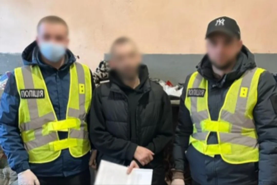 На Житомирщині судитимуть чоловіка, який з колонії ошукав 18 людей на понад 80 тис. грн: “продавав” авто