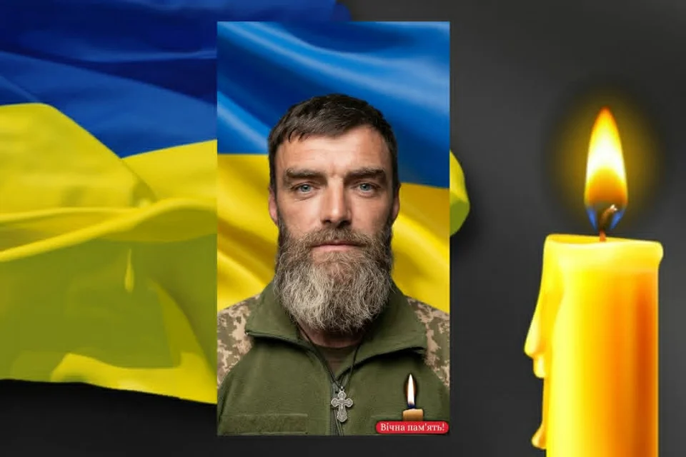 Через рік до Народицької громади на щиті повертається Захисник Олексій Хвостик