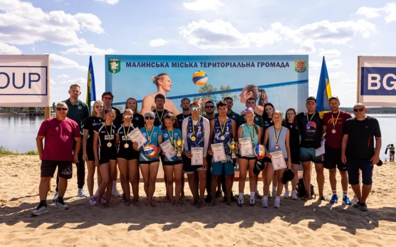 У Малині понад 70 спортсменів змагалися на чемпіонатах області з пляжного волейболу