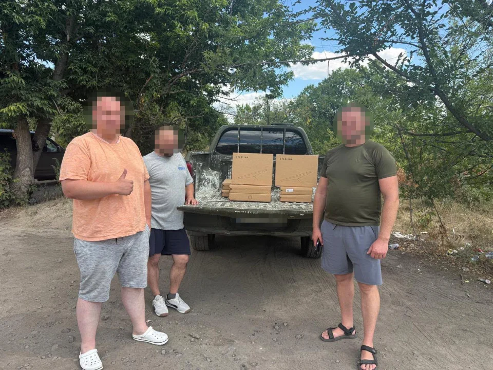 Олевська громада передала прикордонникам на Краматорський напрямок десять Starlink Mini