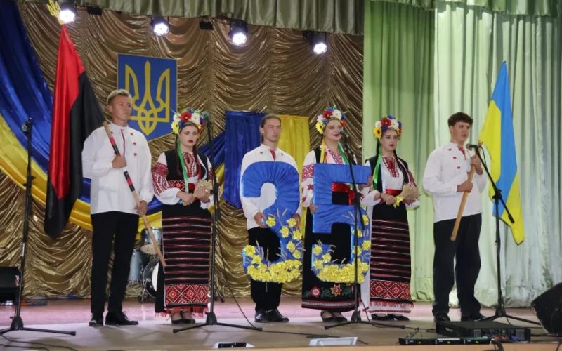 На благодійному концерті в Овручі зібрали понад 90 тис. грн для військових