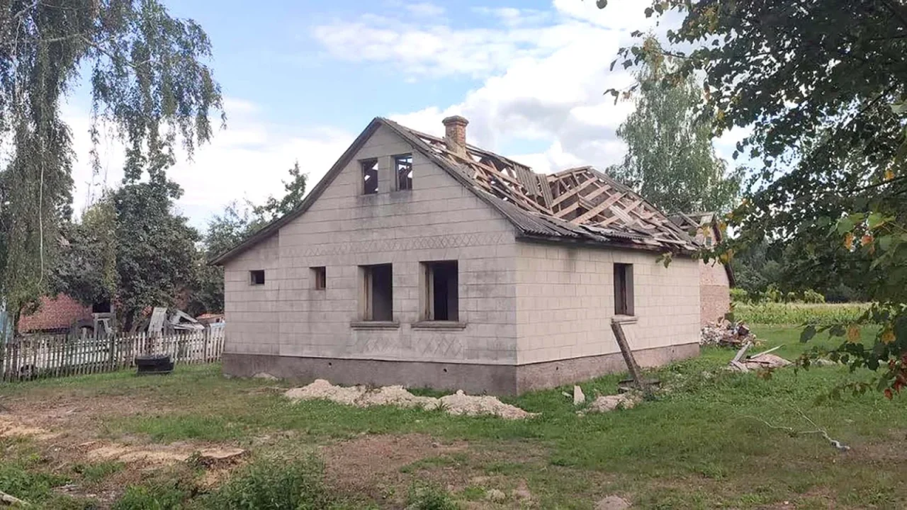 Як жителям села у Коростенській громаді, що постраждало від атаки рф, отримати компенсацію від держави